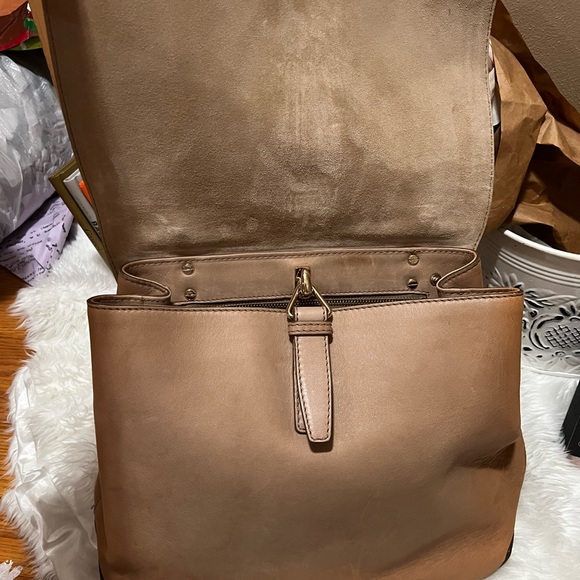 Givenchy Tan Leather Large New Line Flap Tote Shoulder Bag - Picture 11 of 12